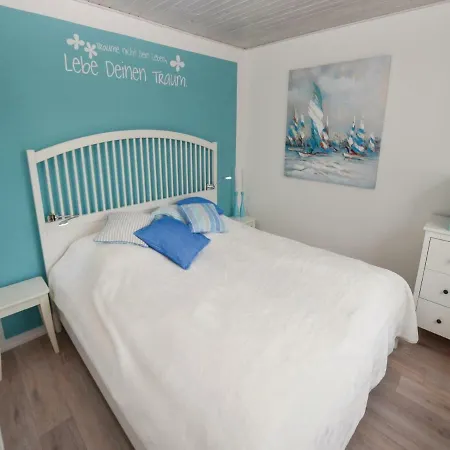 Vakantiehuis Two-bedroom Holiday In *